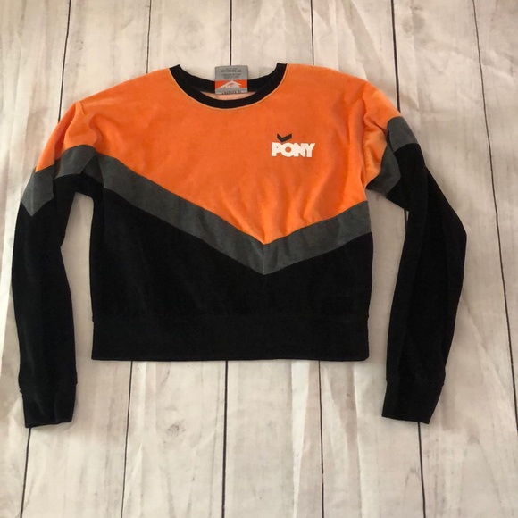 Forever 21 Sweaters - F21 Vintage Pony crop velour sweatshirt